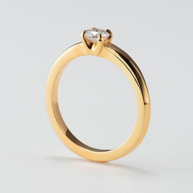 【鶴(mikoto)】【25EN-032】マットゴールドの4本爪の婚約指輪