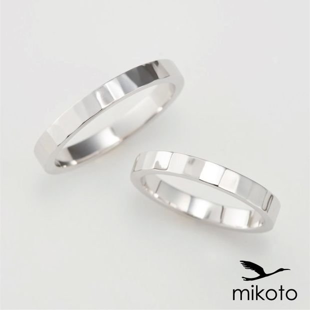 【鶴(mikoto)】【18TE-010】金鎚で打ちつけた大判の鎚目がかっこいい結婚指輪