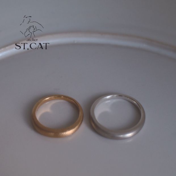 【atelier ST, CAT(アトリエ エスティーキャット)】古典芸術に登場する女性像の麗しい厚みと曲線【オーダー結婚指輪】Seiren