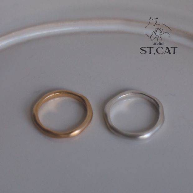 【atelier ST, CAT(アトリエ エスティーキャット)】洗練された彫刻的な存在感【オーダー結婚指輪】Undress