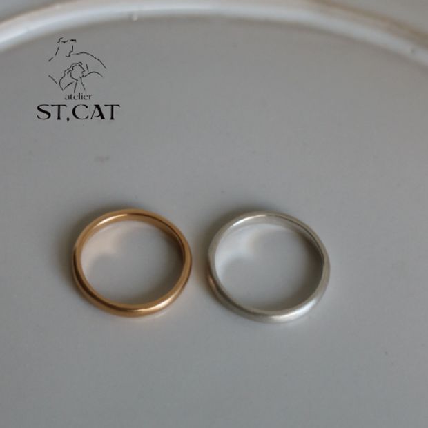 【atelier ST, CAT(アトリエ エスティーキャット)】シンプルな中に、抽象的で透明感のあるニュアンスをデザイン【オーダー結婚指輪】Licht