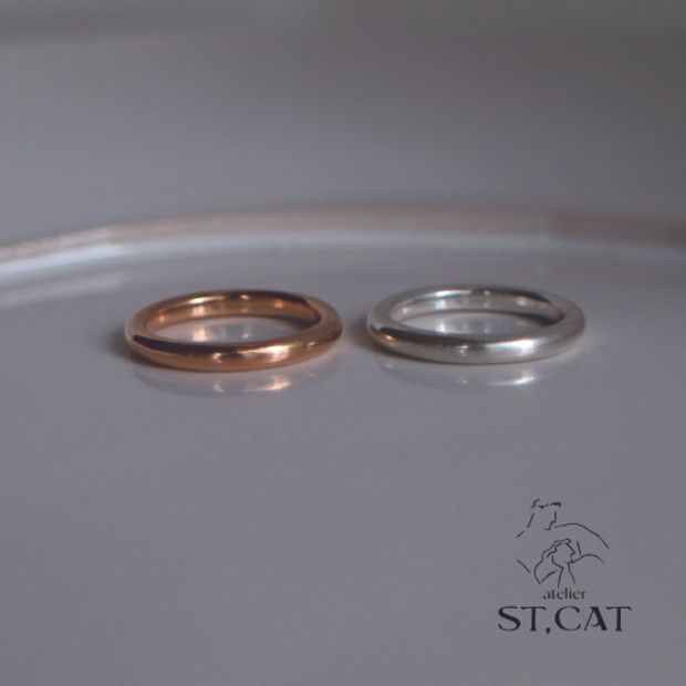 【atelier ST, CAT(アトリエ エスティーキャット)】月のような静けさ【オーダー結婚指輪】Half Moon