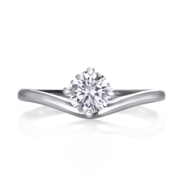 【DIAMOND DOT LAB(ダイアモンド ドット ラボ)】Annabelle【アナベル】のエンゲージジリング(婚約指輪)。