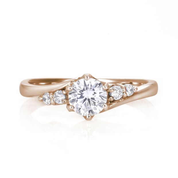 【DIAMOND DOT LAB(ダイアモンド ドット ラボ)】Clair【クレール】のエンゲージジリング(婚約指輪)。