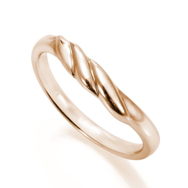 【DIAMOND DOT LAB(ダイアモンド ドット ラボ)】Leafon【リーフォン】のマリッジリング(結婚指輪)。