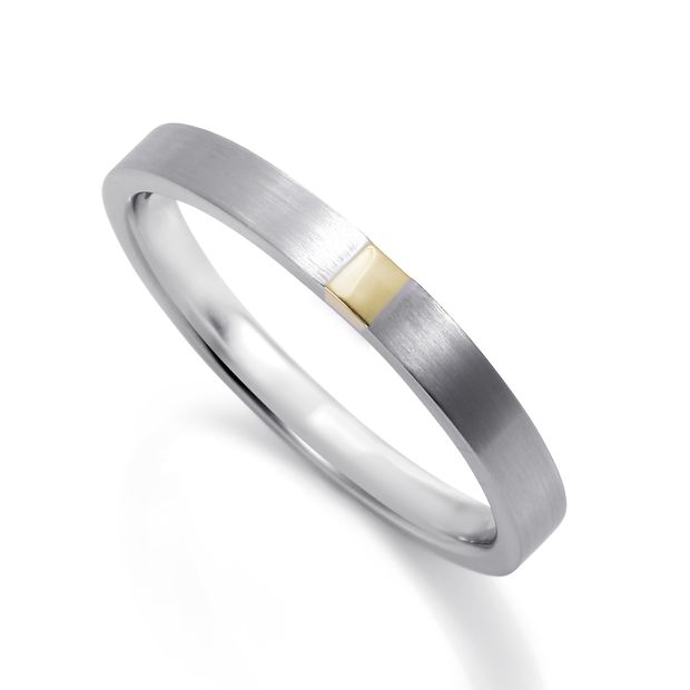 【DIAMOND DOT LAB(ダイアモンド ドット ラボ)】&Eacute;corce【エコルス】のマリッジリング(結婚指輪)。