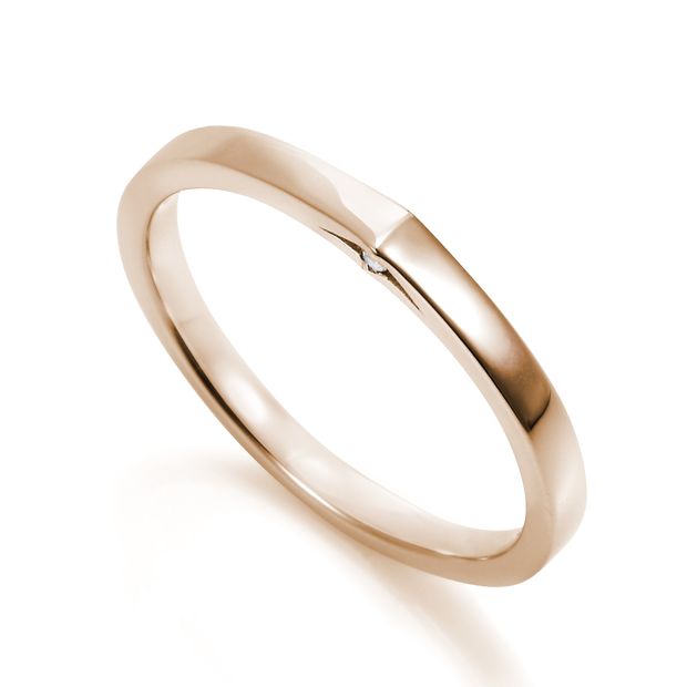 【DIAMOND DOT LAB(ダイアモンド ドット ラボ)】Montagne d&rsquo;Amour【モンターニュ・ダムール】のマリッジリング(結婚指輪)。