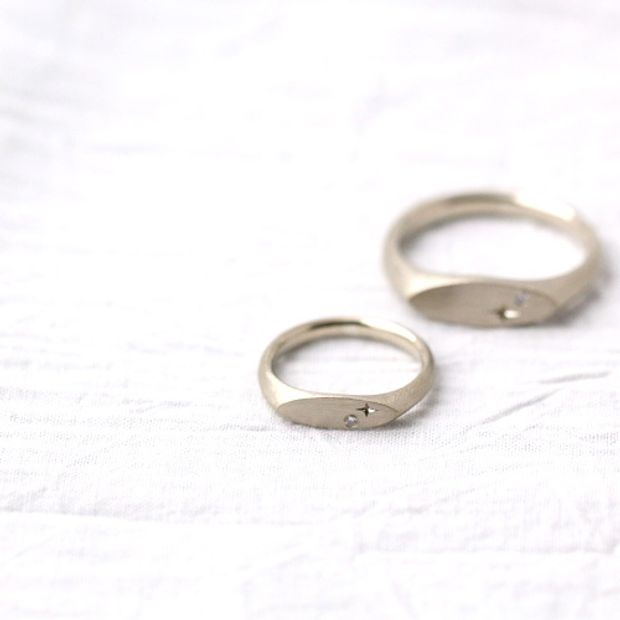 【atelier Kiona(アトリエキオナ)】Signet -シグネット- のアレンジ！個性的でかっこいい結婚指輪！