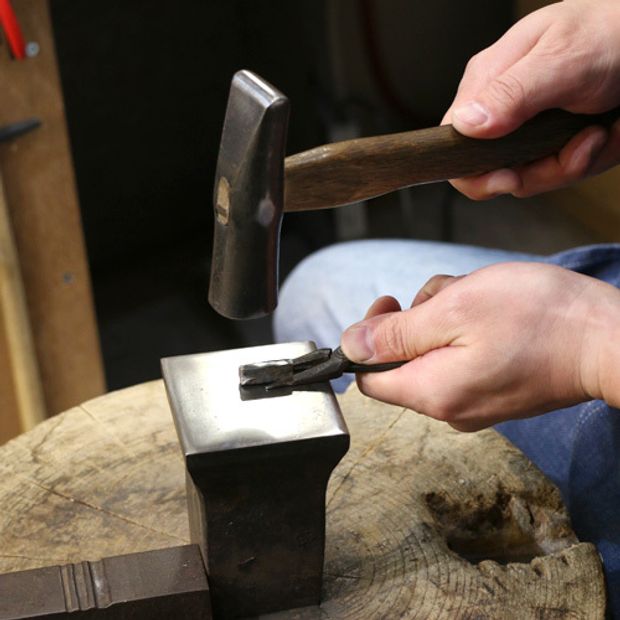 【atelier Kiona(アトリエキオナ)】【オーダーメイド】シンプルでかっこ良くてちょっとユニーク♪側面にテクスチャー！