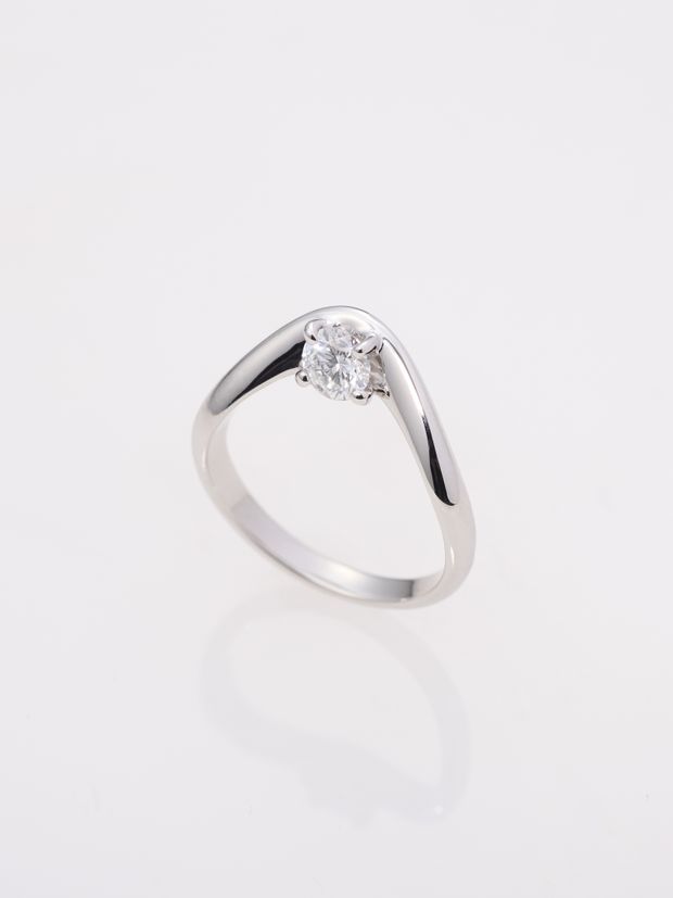 【ENEY(エネイ)】DROP CURVE 0.3CT ROUND PT900 RING