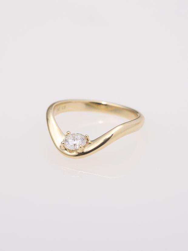 【ENEY(エネイ)】DROP CURVE 0.3CT ROUND K18YG RING