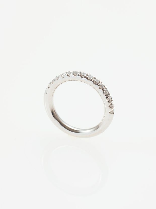 【ENEY(エネイ)】HALF ETERNITY RING PT900