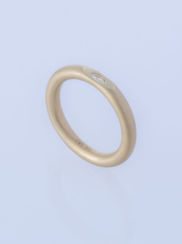 【ENEY(エネイ)】SURFACE K10YG MARQUISE DIAMOND MATTE RING