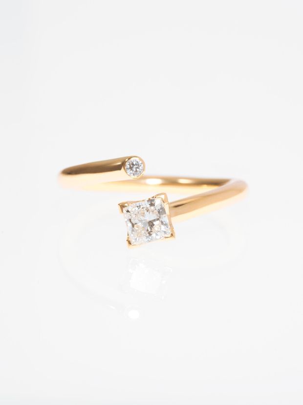 【ENEY(エネイ)】TWO K18YG PRINCESS/MELEE RING