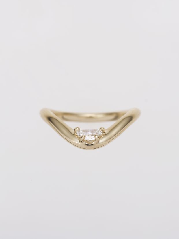 【ENEY(エネイ)】DROP CURVE 0.2CT HALF MOON DIAMOND K18YG RING