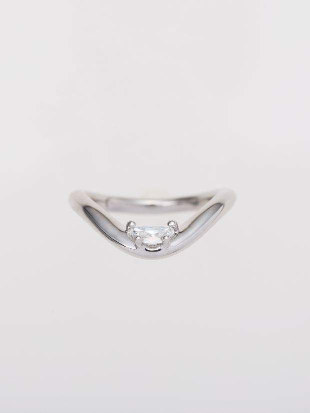 【ENEY(エネイ)】DROP CURVE 0.2CT HALF MOON DIAMOND PT900 RING