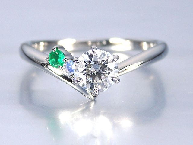 情熱に惹かれて選んだ指輪。想像以上の美しさでした