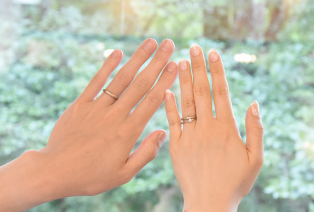 「軽井沢の緑の中で指輪作り」といったHPの文言を見ていいなと思いました。