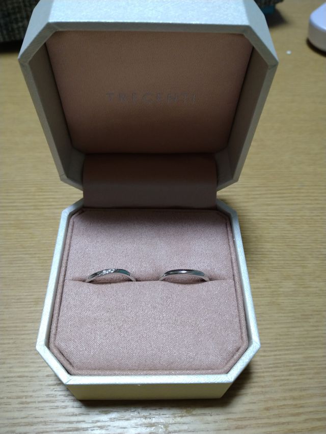 ウェヌスというデザインです！繊細なデザインがお気に入りです