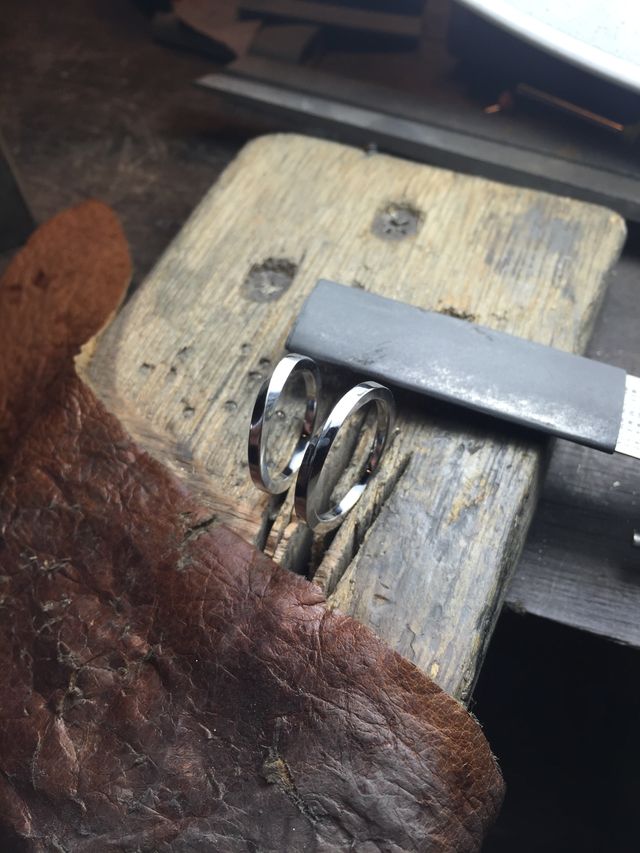 職人さんと造り上げるリング