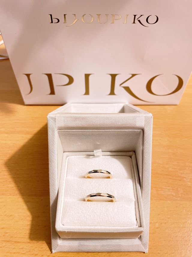 購入して2ヶ月半ほどで届きました。