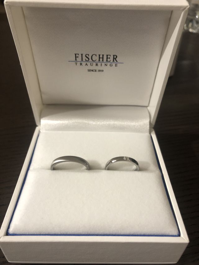 お互い好きなデザインを選び、満足いくものが出来上がりました！