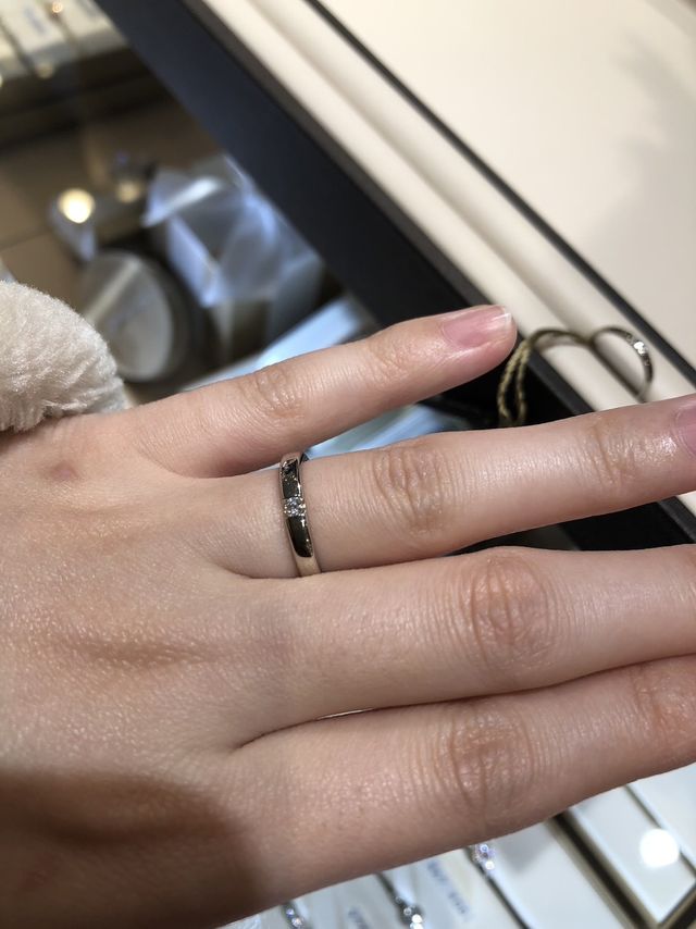 一粒ダイヤの試着写真