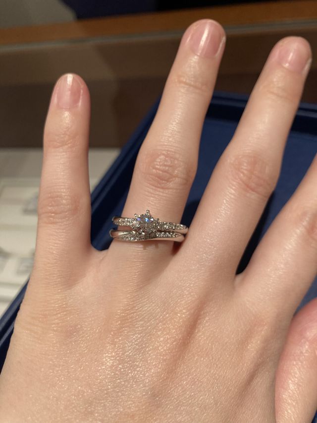 婚約指輪と結婚指輪のセットリング