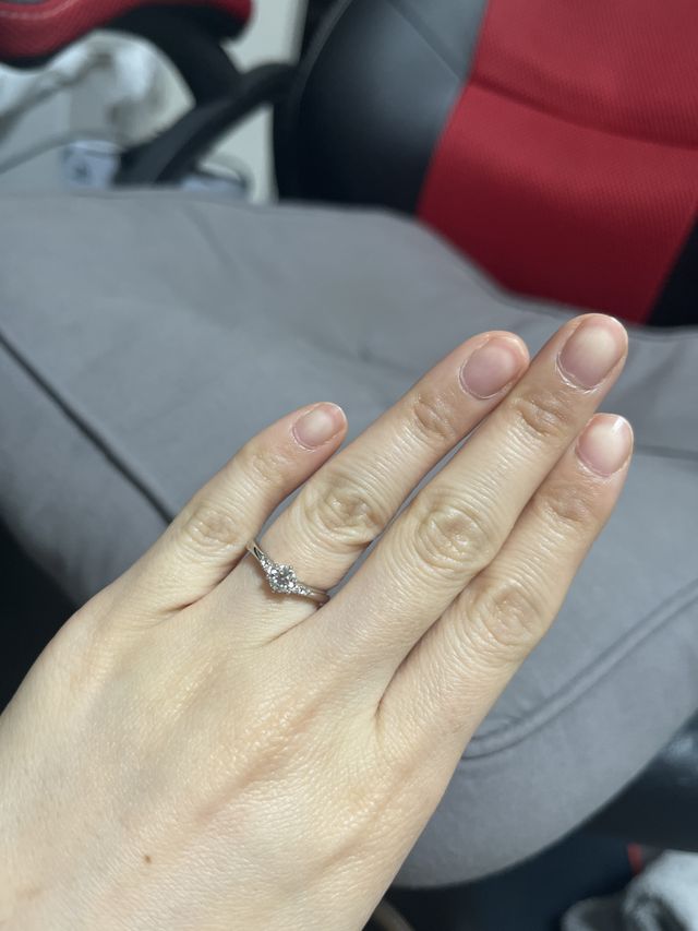 指にフィットして可愛いです。