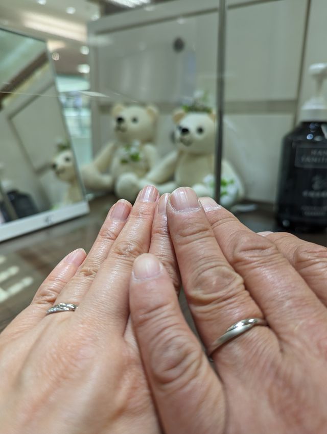 ４℃さんのブライダルベアと一緒にカウンターで撮れました。