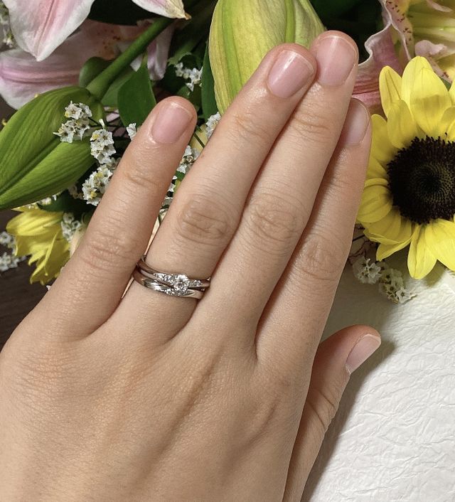 婚約指輪、結婚指輪重ね付けした時。