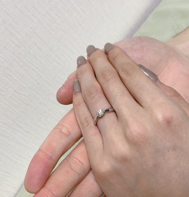 ダイヤが可愛すぎるキラキラ。着用時です。