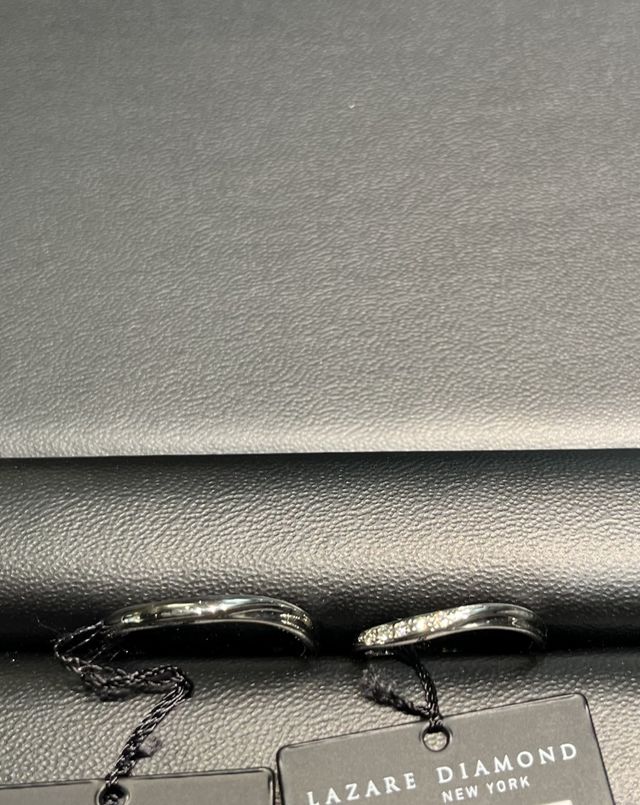 いろいろな向きで着用ができます。