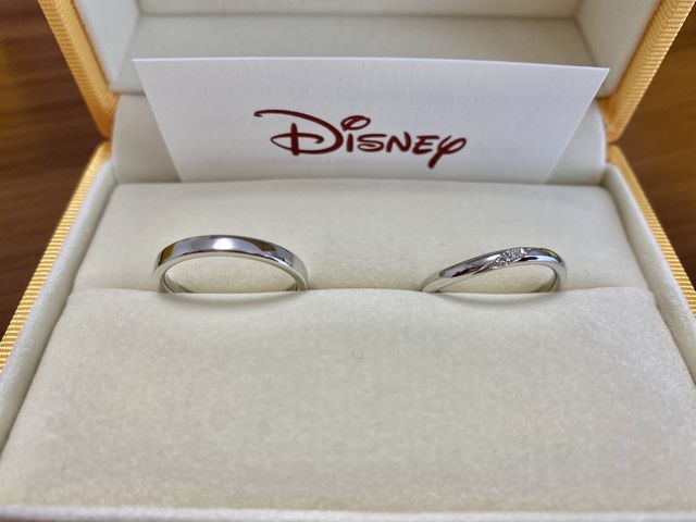 2人で手作りし刻印は2人の思い出のベイマックスを入れました。