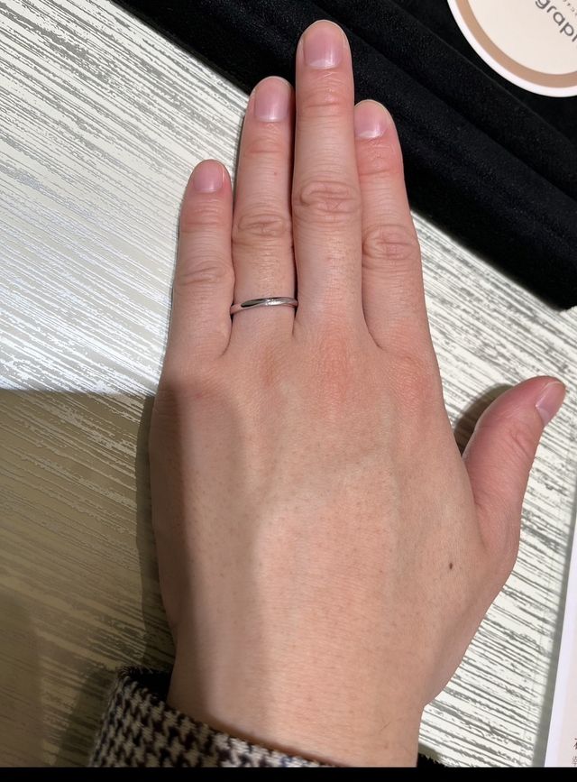 シンプル　中央に斜めカットで艶無し加工