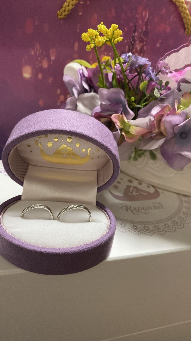 かわいいボックスに入れて受け渡ししてくれます。