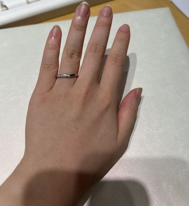 婚約指輪として試着しました。