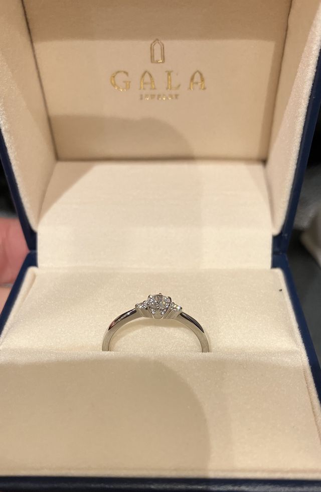 シンプルで普段使いもできやすそうです。