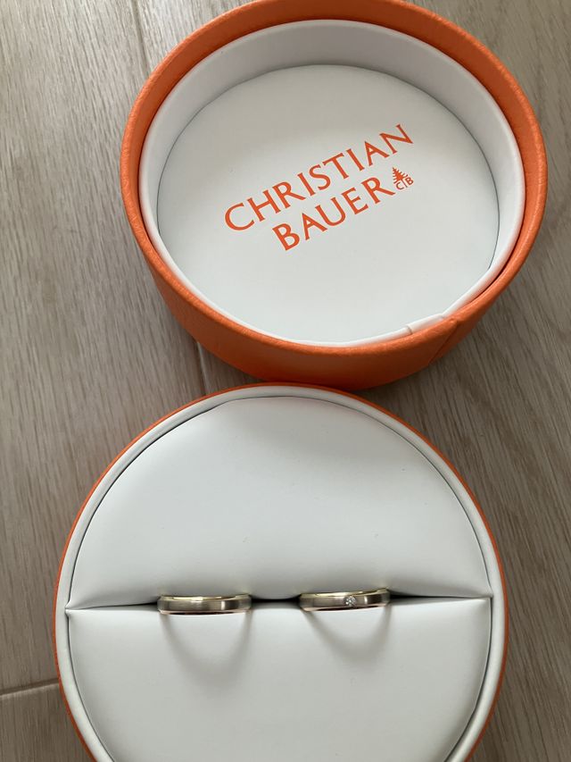 ケースに入ってる時の指輪の写真