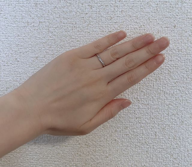 このダイヤモンドは世界一の輝きとのことで保証書も頂きました。