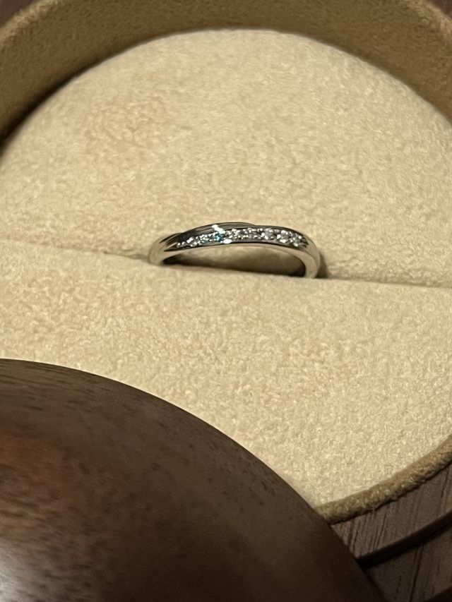 ダイヤモンドの配色を変更でき、2種類のブルーダイヤを使用