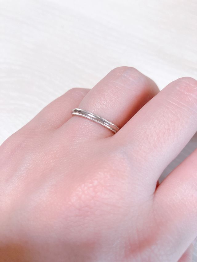 ミル打ちが繊細で品があります