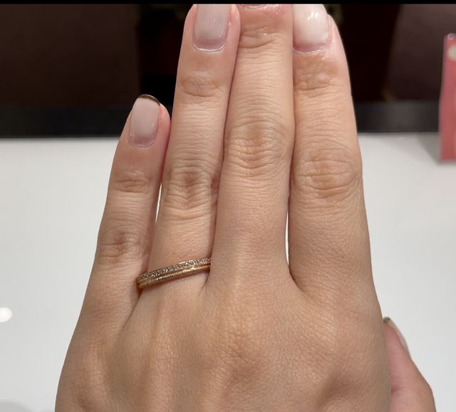 ハーフエタニティでキラキラなリング