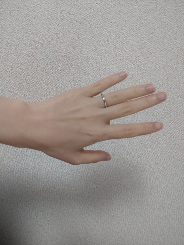 シンプルでつけ心地もよく良い品です。