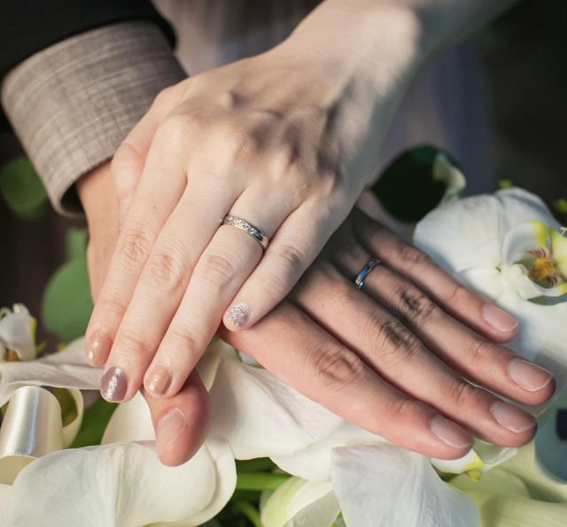 結婚式での指輪ショット。