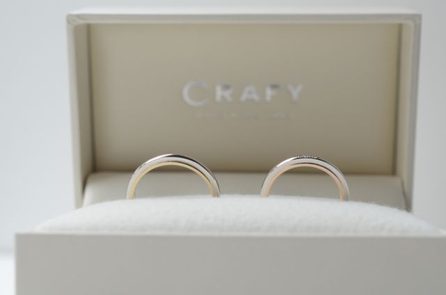 ピンクゴールドとシャンパンゴールドの組み合わせがポイントです