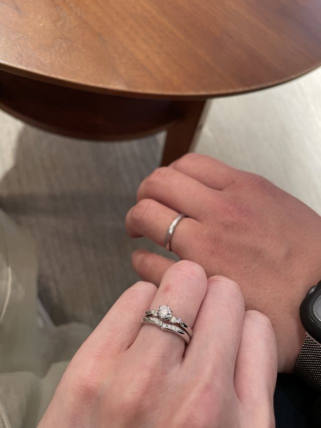 セットリングはデザインの重なり合う感じがぴったりです。