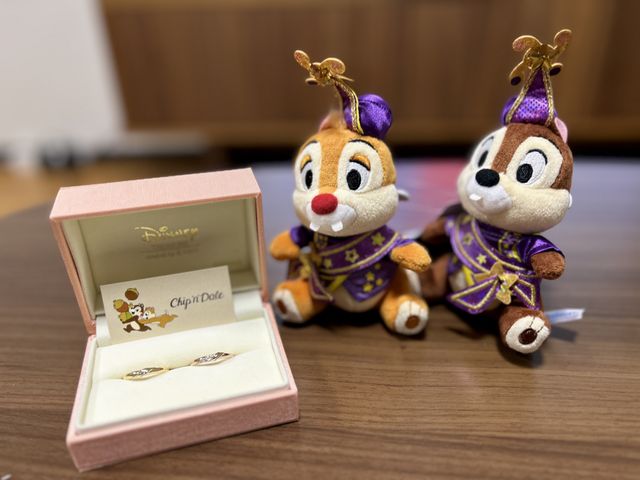 40周年記念のチップ＆デールと一緒に。