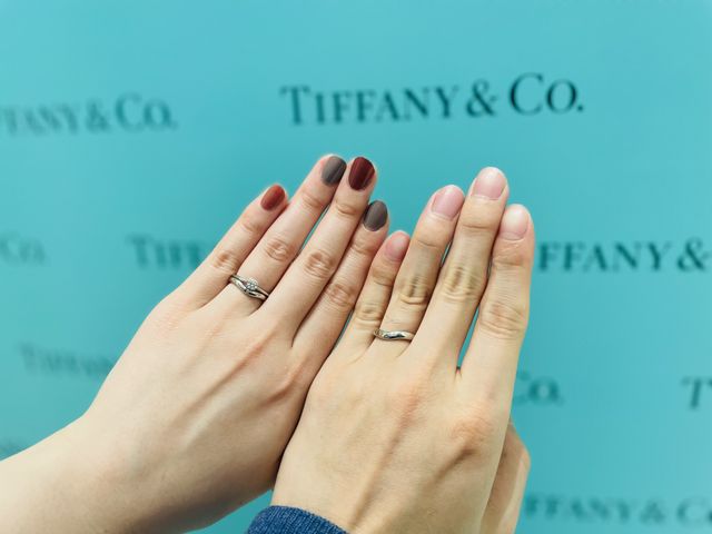 Tiffany店舗で撮影
ロゴをバックに記念撮影できます