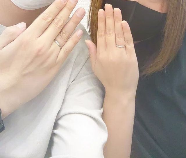 指輪着用写真